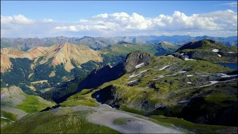 Flying toward snow caps Vídeo Stock 87621547