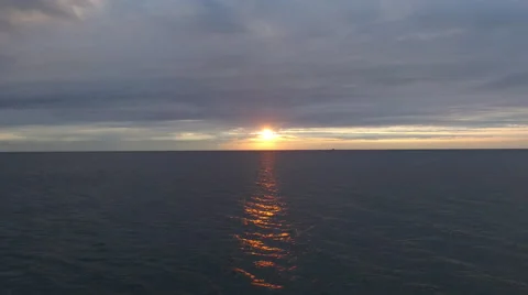 Flying Towards the Sun Video stock 59411347