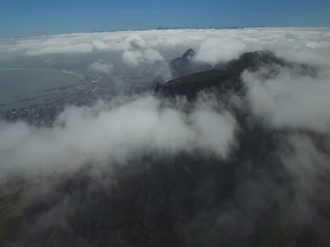 Flying Towards Table Mountain with Clouds over the City Stock Footage 79166349