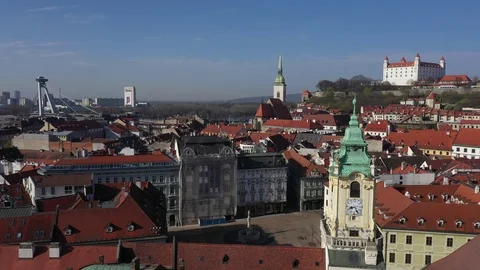 Flying towards a totally empty Main Square in centre of Bratislava tilt down Stock Footage 127448609