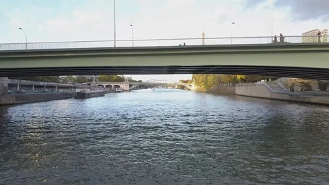 Flying from under the bridge to Eiffel tower Stock-Footage 86201996