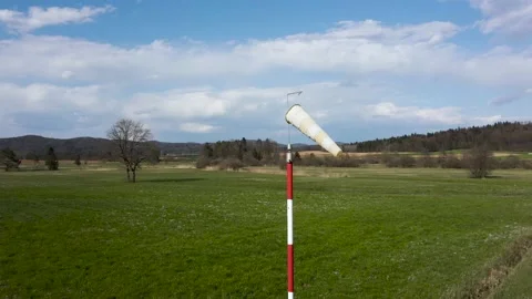 Flying windsock (wind vane) at RC model airport. Видео 153137001