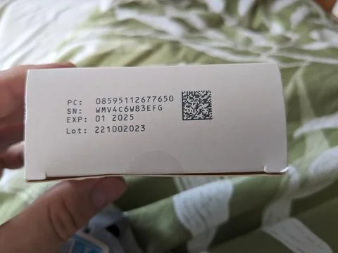 FMD QR code with ATD device protecting medicines from falsification and 스톡 사진