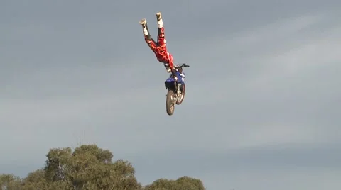 FMX COMPOUND_SMOOTH SEAT GRAB Stock Footage 46754206