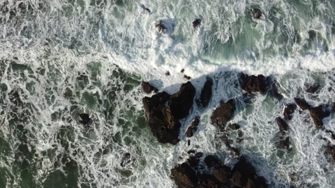 Foam of the waves Vídeo Stock 146668026