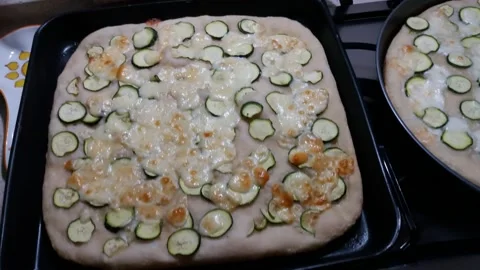 Focaccia con zucchine e formaggio, Italian food Stock Footage 152128160