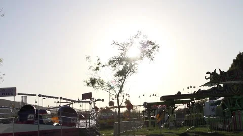 Focus in to an empty fair Stock Footage 154569811