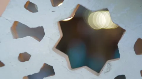 Focus Pull of an aisle insde Souk Mutrah Video stock 45842392