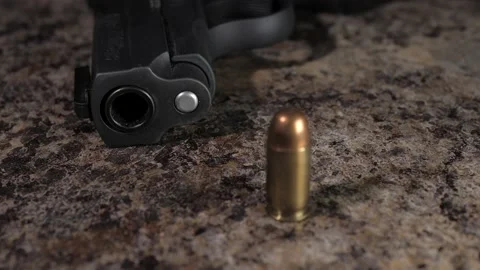 Focus pull gun and bullet Видео 237031870