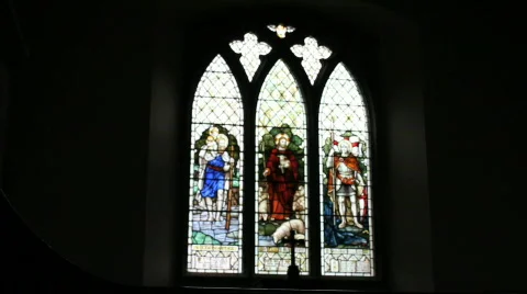 Focus pull stained glass window Video stock 851379
