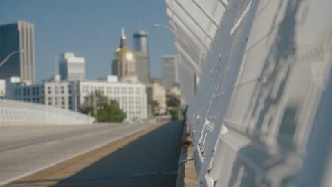 Focus pulling view of downtown atlanta and the georgia state capitol from a Stock Footage 344164857