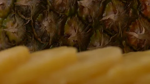 Focus Transition of Pineapple and Pineapple Slices Stock-Footage 130295430