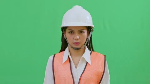 Focused Female Engineer Observing Site Progress 스톡 동영상 331150237