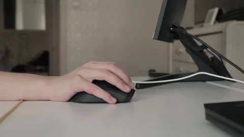 Focused remote worker using mouse Stock Footage 336289276