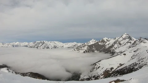 Fog in alpine valley, time lapse Stock Footage 126080011