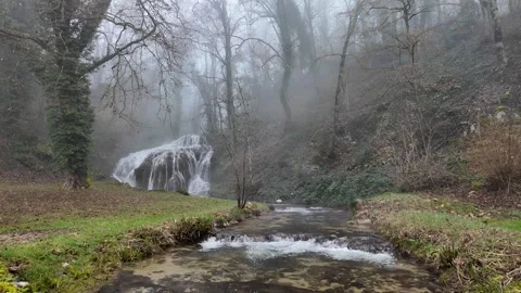 Fog and waterfall 動画素材 283078874