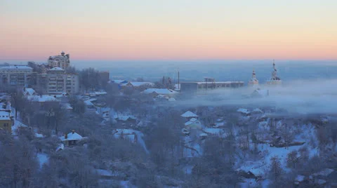 Fog coming down to city. Stock Footage 23129781
