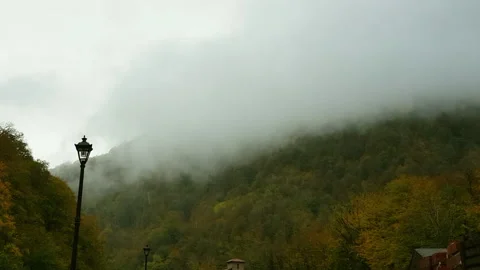 Fog in mountain 库存影片 112672204