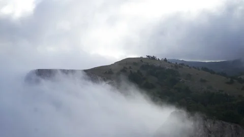 Fog in the mountain Video stock 130839777