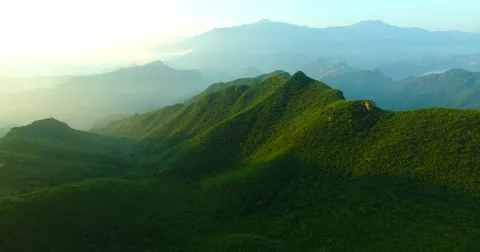 The fog of the mountain sunrises Stock-Footage 66498891