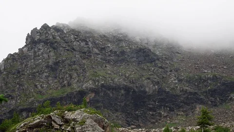 Fog in the mountains sayan 2 Video stock 113078854