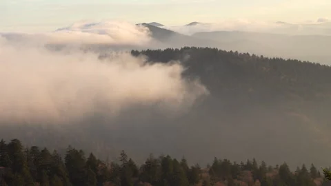 Fog Moving Across Mountain Ridge Video stock 292807656