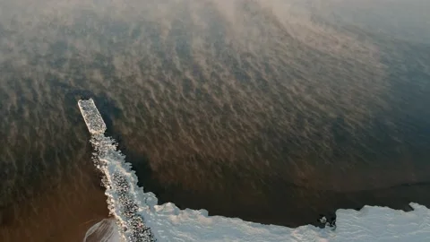 Fog over calm sea in cold winter day 스톡 동영상 148152704