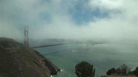 Fog over golden gate bridge Stock Footage 44912904