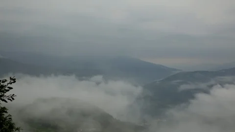 Fog Over Mountain Video stock 95773116