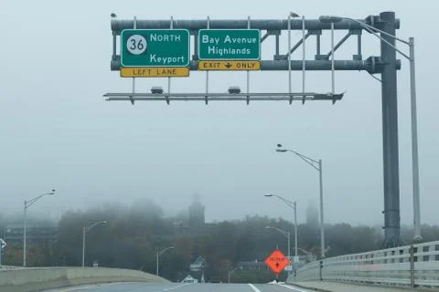 Fog over Sandy Hook Bridge Foto stock
