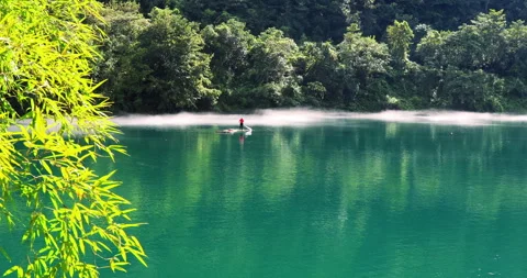 Fog overflowed the Xiaodong River Видео 295595497