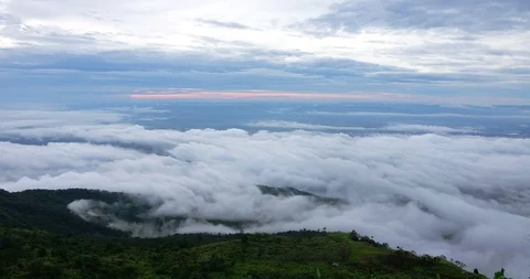 The fog at Phu Thap Berk Mountain Stock Footage 117733399