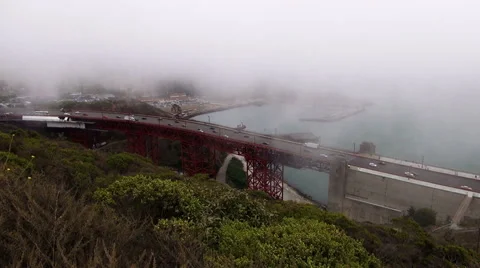 Fog rolling over Golden Gate Time Lapse Loop Vídeos de archivo 56268970