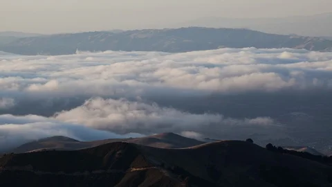 Fog rolling in time lapse Video stock 98697632