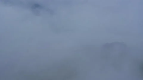 Fog in the summer green landscape. Right in the cloud. Stock-Footage 171378377