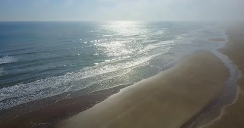 Foggy beach in 4k Video stock 125272284