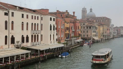Foggy day in Venice Time lapse Stock Footage 87092019
