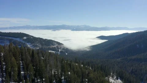 Foggy Mountain Drone Stockbeeldmateriaal 150844475