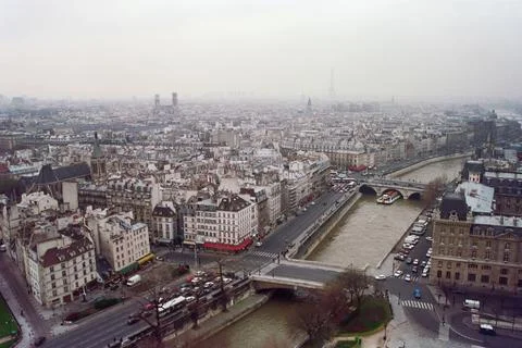 Foggy Paris 1990 写真素材