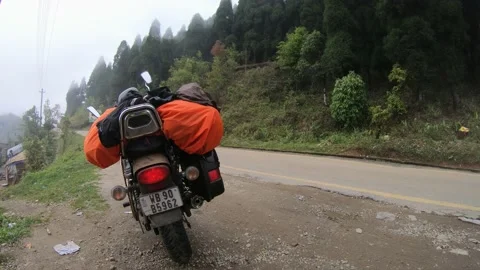 A foggy road time lapse Stock-Footage 154506497