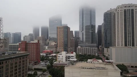 Foggy skyline Video stock 300410548