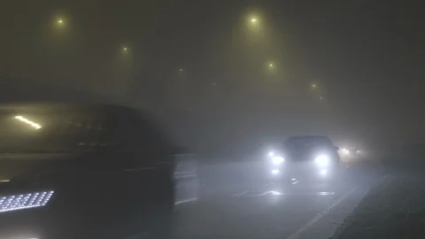 Foggy streets at night Video stock 99602394