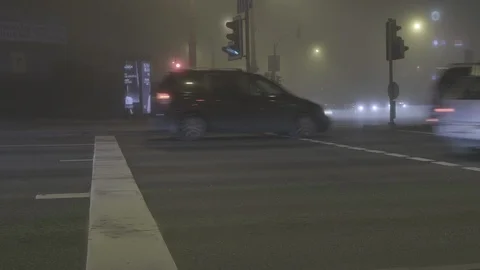 Foggy streets at night Video stock 99602885