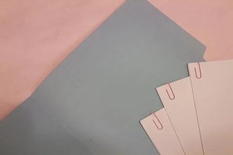 Folder and sheets ideal for use as a backdrop 库存照片