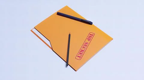 Folder, top secret, pen, sheet 3d render Illustrazione stock