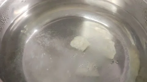 Folding dumplings in boiling water 스톡 동영상 169115161
