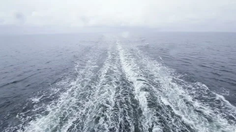 Follow ferry in rain Vídeos de archivo 41762935