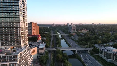 Follow river Vidéo 252130276