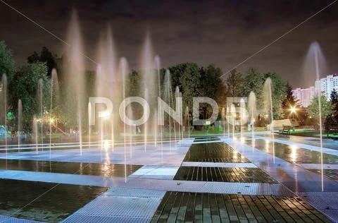 Fontain night Stock Photos