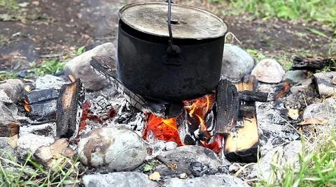 Food in a pot on the fire 스톡 동영상 49044476